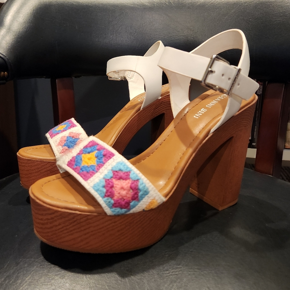 Gianni Bini Platform Sandals - Size 7.5